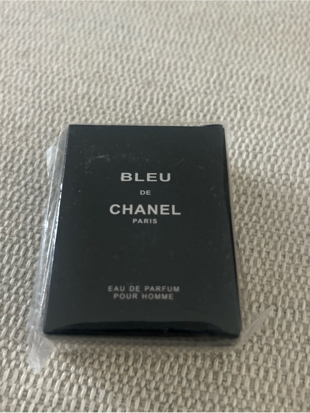 Chanel Bleu De Chanel Parfum, 10ml/0.34 Fl oz. Mini Dabber Travel Size Splash